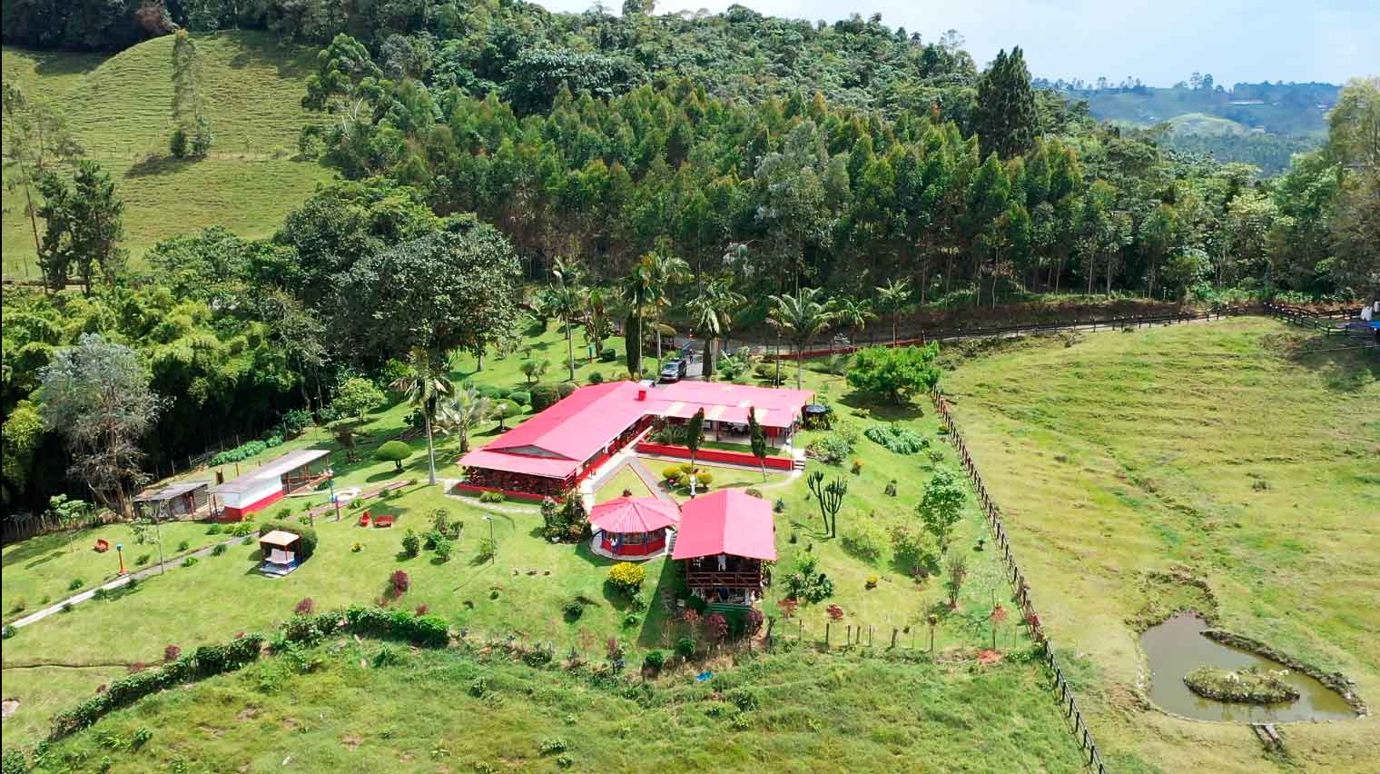 foto-drone-finca-el-mirador-pedacito-de-cielo